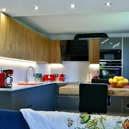 Elegant-cosy 2p55m2 Dans Bas De Provencale ! Apartman