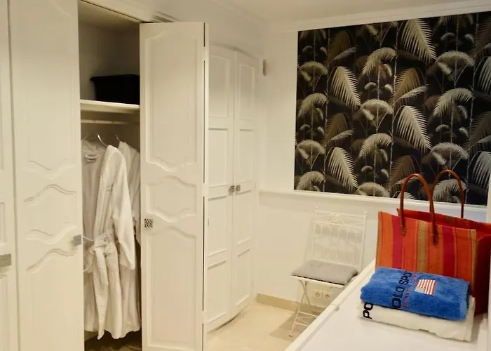 Appartamento Elegant-cosy 2p55m2 Dans Bas De Provencale !